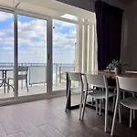 Sea-mist Luxury Escape * Saint Julian's
